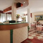 Hotel Nice Hotel 3*