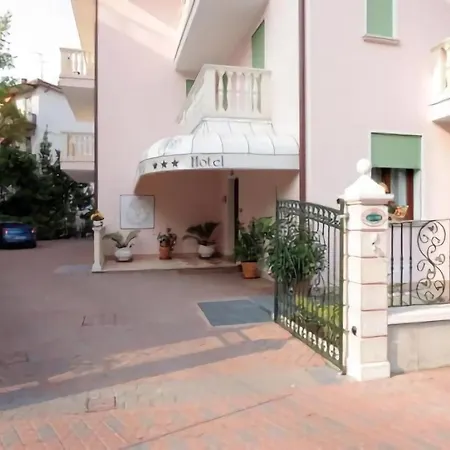 Nice Hotel Ξενοδοχείο 3*