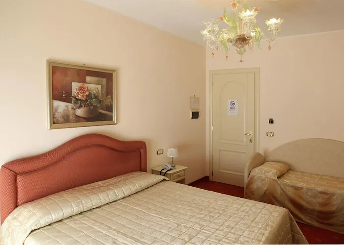 Отель Nice Hotel