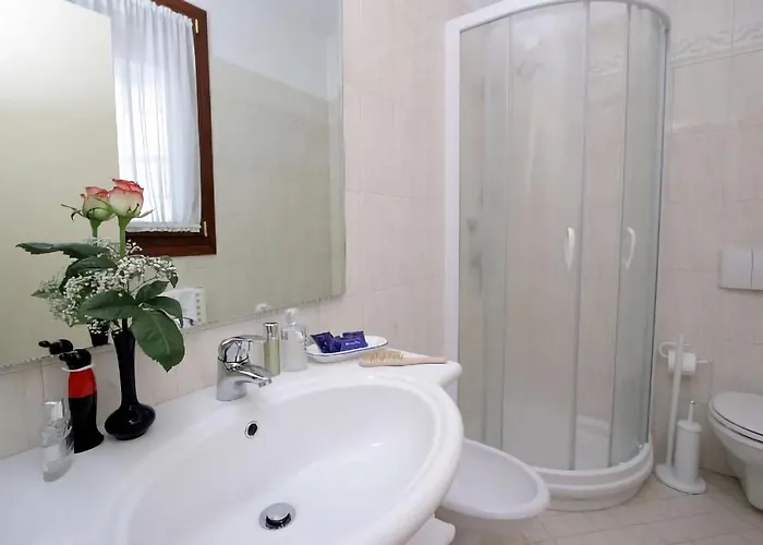 Nice Hotel 3* Местре